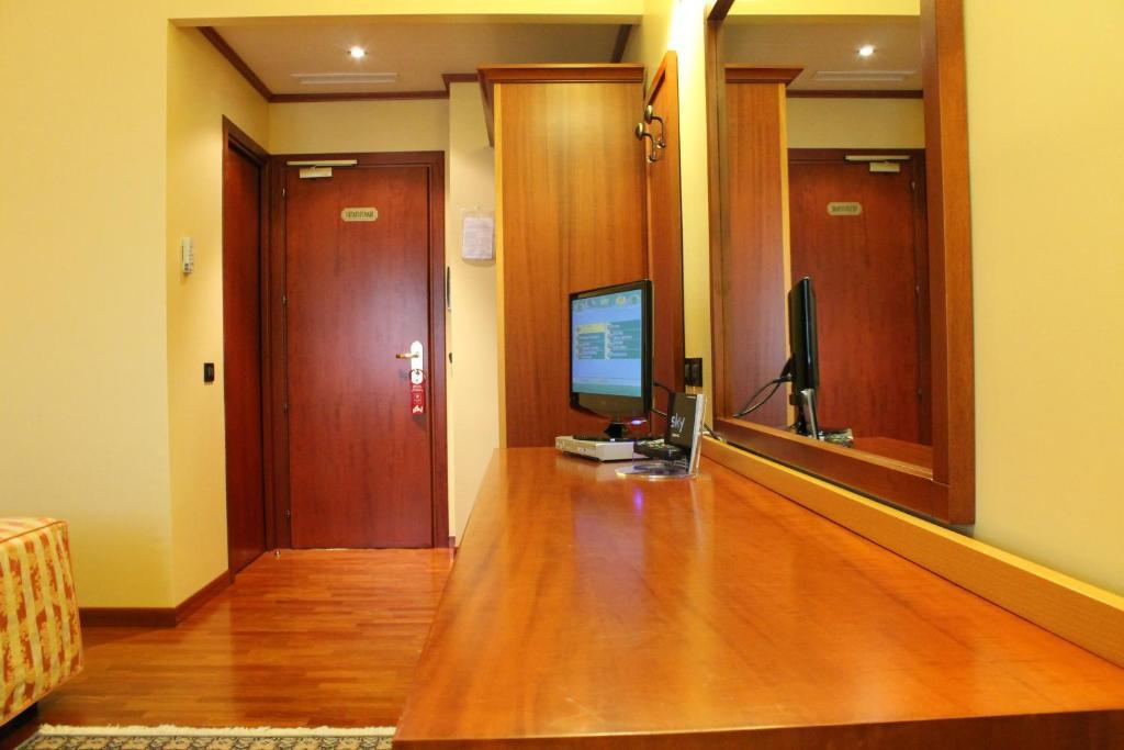 Hotel Grillo Assemini Pokój zdjęcie