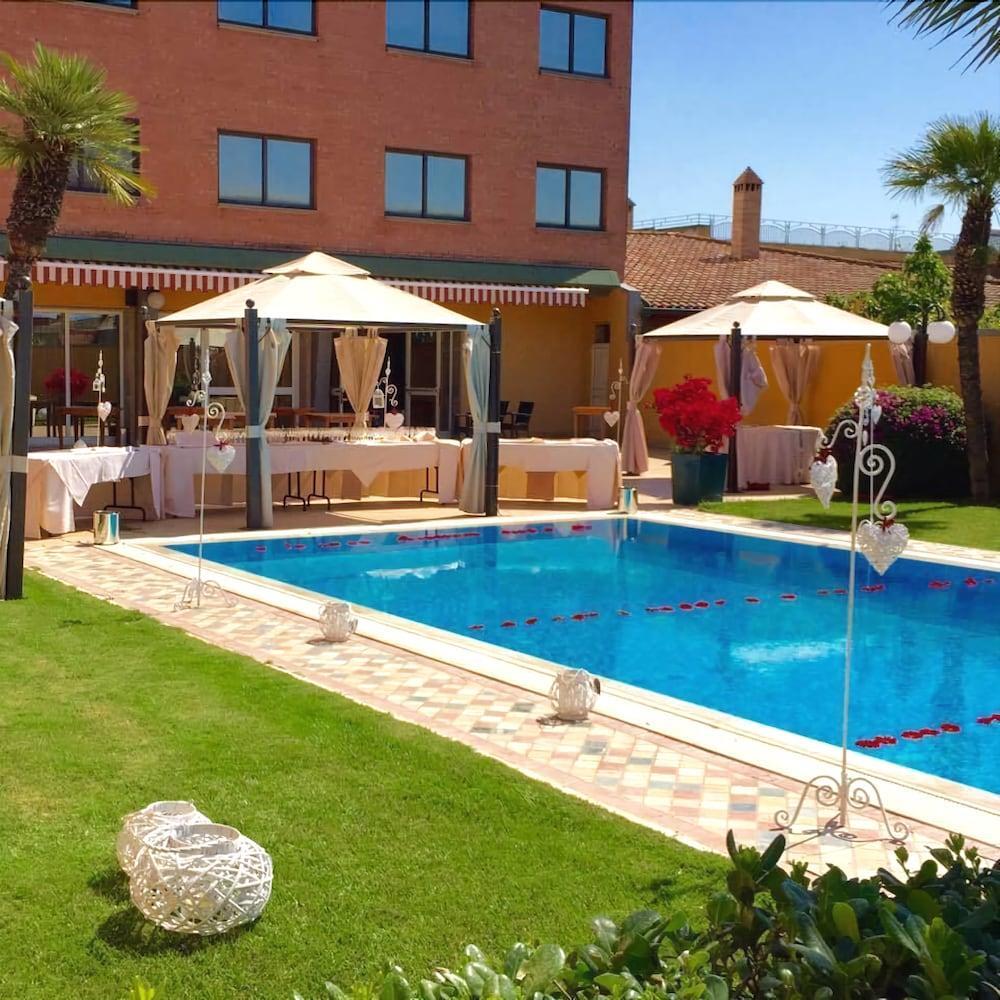 Hotel Grillo Assemini Zewnętrze zdjęcie